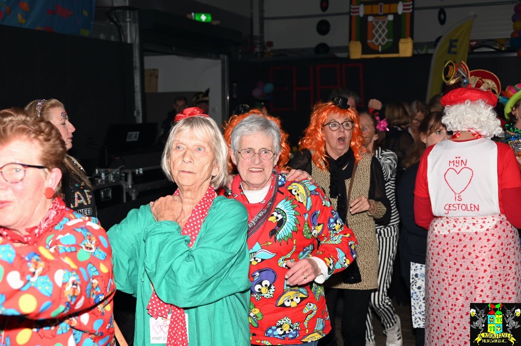 ../Images/Seniorencarnaval 2026 192.jpg